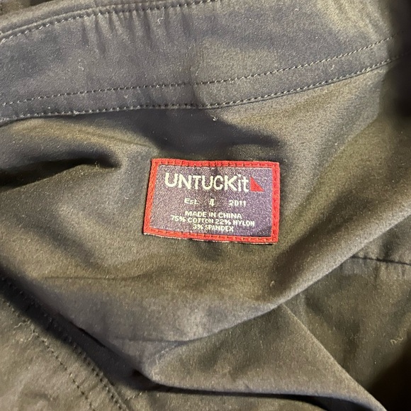 Untuckit Marisol Dressing Black, size 4. - Picture 7 of 8